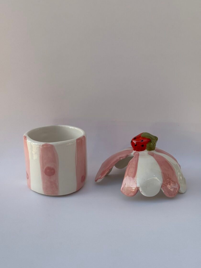 Ceramic Strawberry Sugar Bowl - Image 3