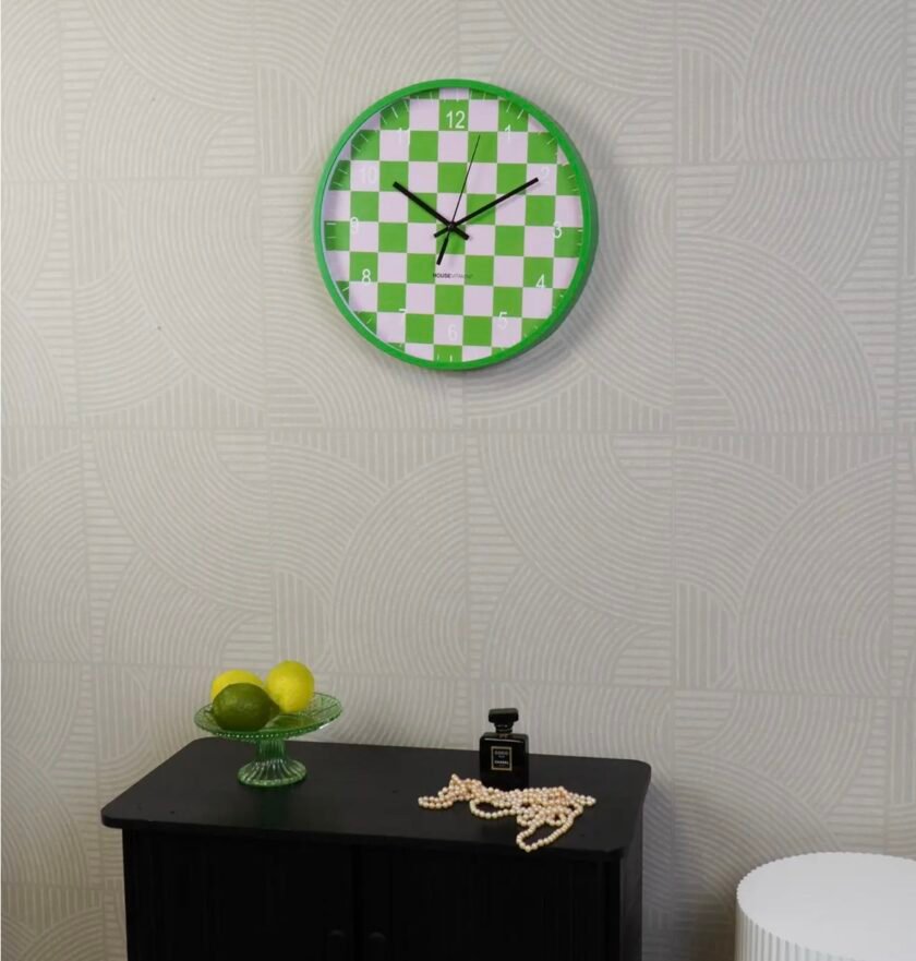 Clock - Wall Clock - Block Pattern - Green/Pink - Image 3