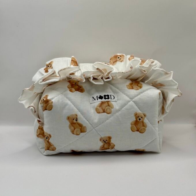 Teddy Love - Ruffle Beauty Bag