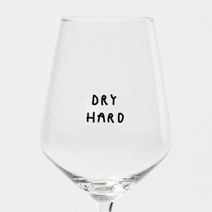 "Dry Hard" wine glass by Johanna Schwarzer × selekkt