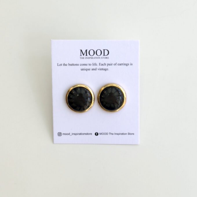 Eye of the Tiger Button Earrings